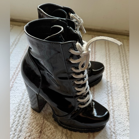 WOMEN'S MONCLAIR-1A LACE UP COMBAT BOOT - Picture 6 of 9